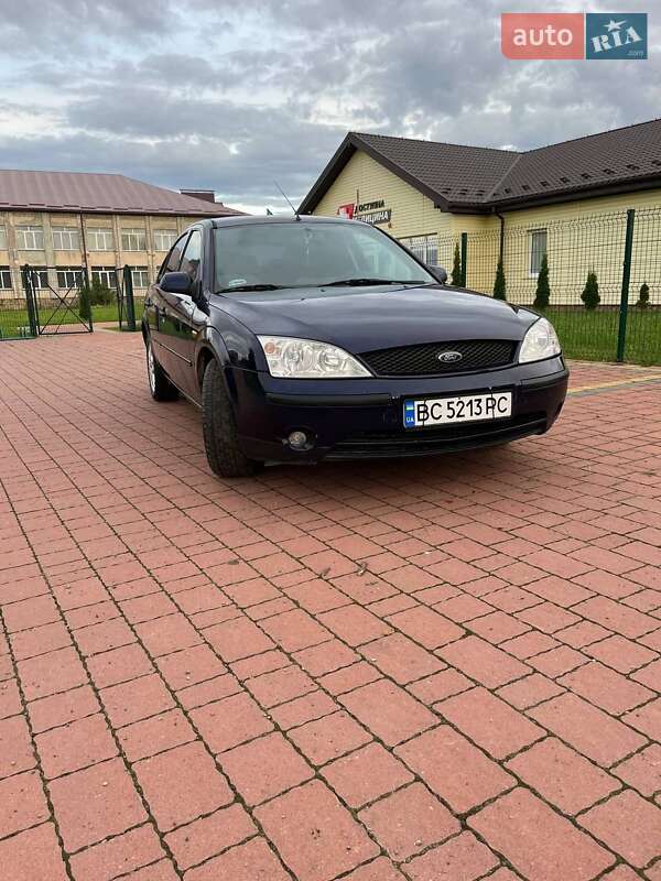 Седан Ford Mondeo 2002 в Стрые