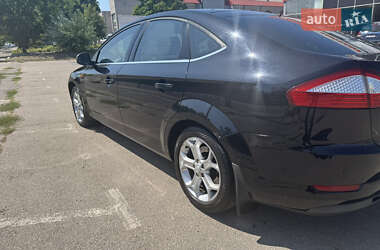 Лифтбек Ford Mondeo 2008 в 