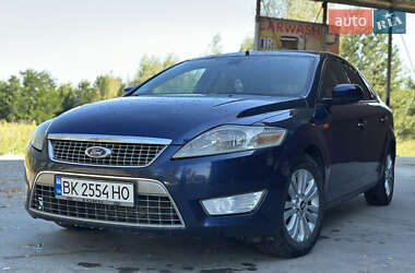 Лифтбек Ford Mondeo 2008 в 