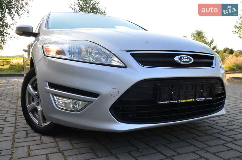 Седан Ford Mondeo 2013 в Дрогобыче