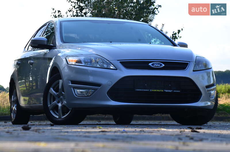 Седан Ford Mondeo 2013 в Дрогобыче