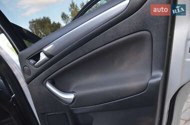 Седан Ford Mondeo 2013 в 