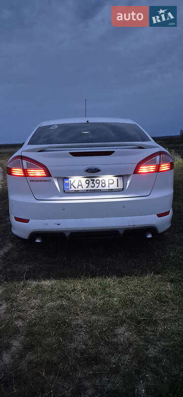 Лифтбек Ford Mondeo 2008 в Киеве