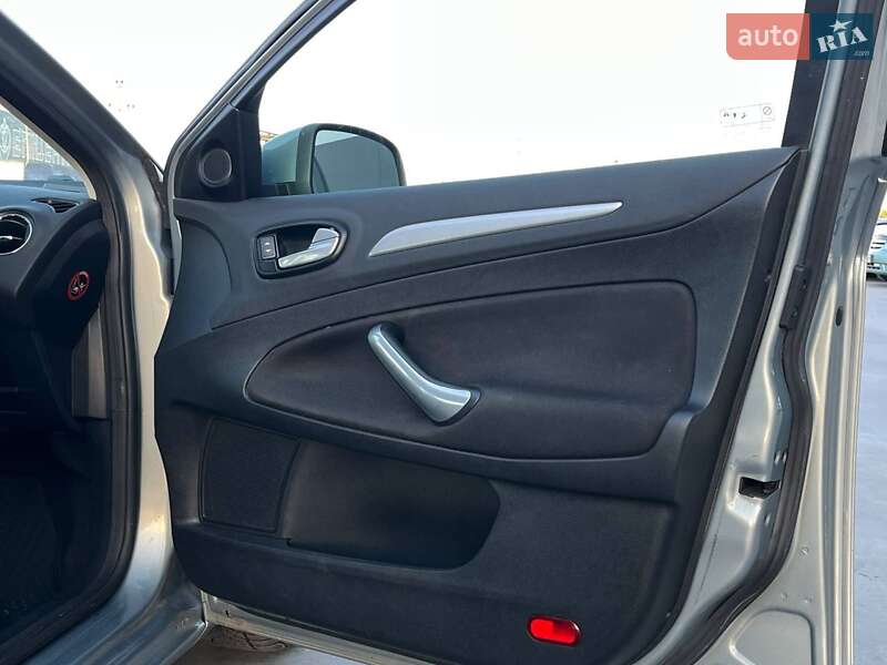 Седан Ford Mondeo 2008 в Львове