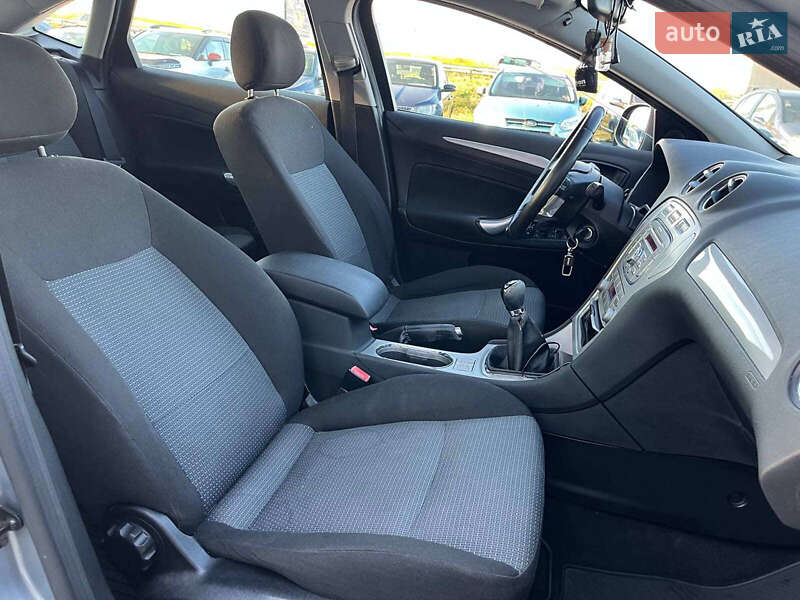 Седан Ford Mondeo 2008 в Львове