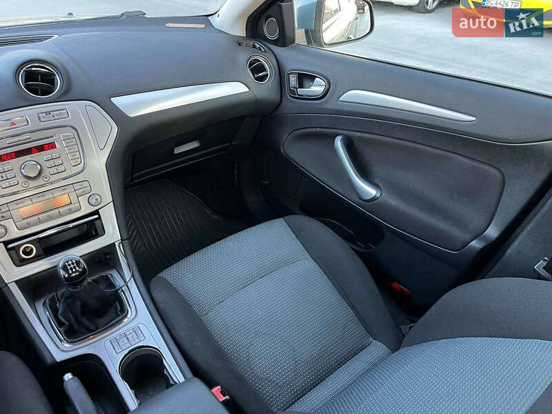 Седан Ford Mondeo 2008 в Львове