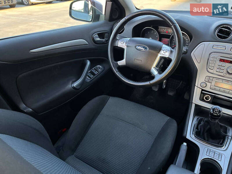 Седан Ford Mondeo 2008 в Львове