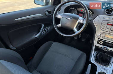 Седан Ford Mondeo 2008 в 