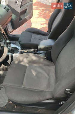 Седан Ford Mondeo 2002 в 