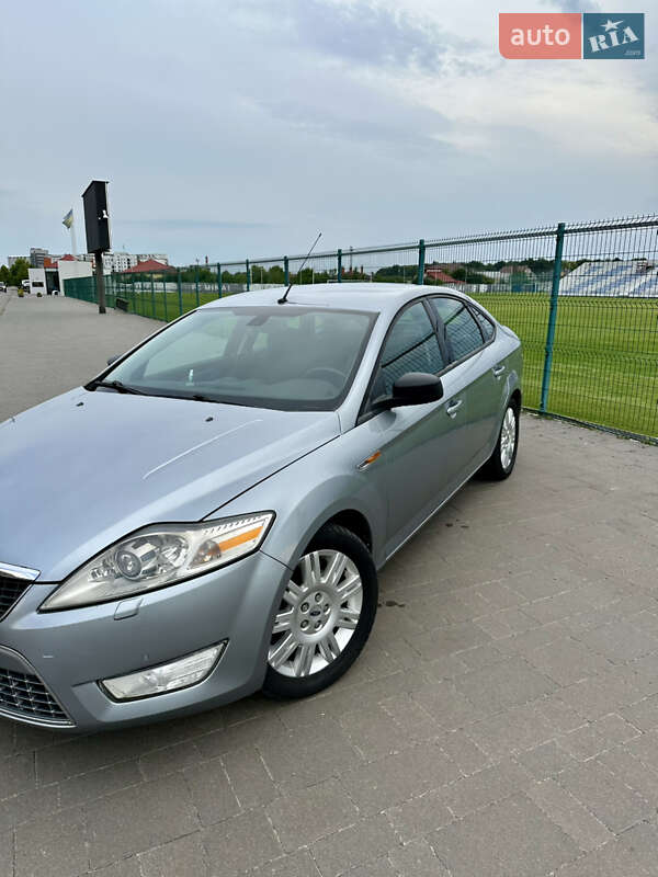 Лифтбек Ford Mondeo 2008 в Ужгороде