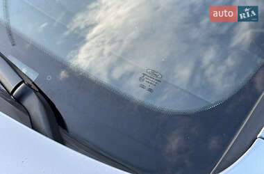 Седан Ford Mondeo 2005 в 