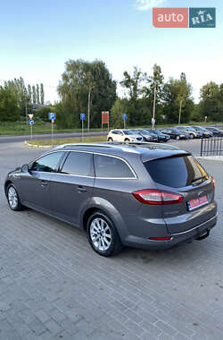 Универсал Ford Mondeo 2012 в 