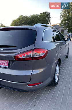 Универсал Ford Mondeo 2012 в 