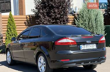 Седан Ford Mondeo 2010 в 
