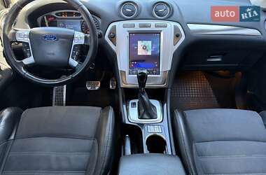 Седан Ford Mondeo 2010 в 