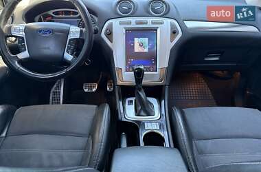 Седан Ford Mondeo 2010 в 