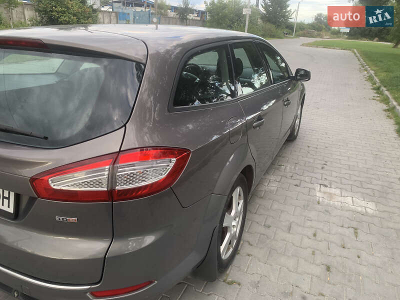Универсал Ford Mondeo 2010 в Львове