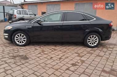Лифтбек Ford Mondeo 2011 в 