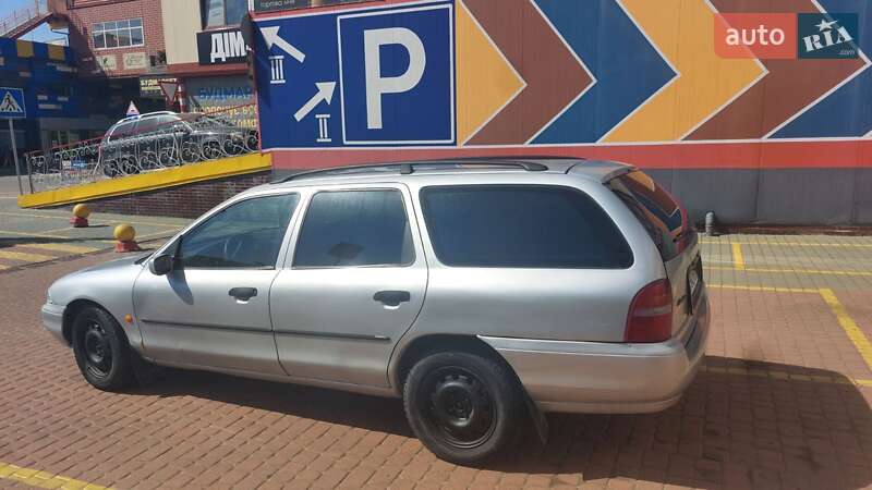 Універсал Ford Mondeo 1996 в Львові