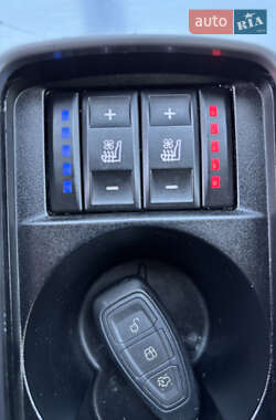 Седан Ford Mondeo 2012 в 