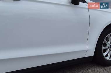 Седан Ford Mondeo 2016 в 