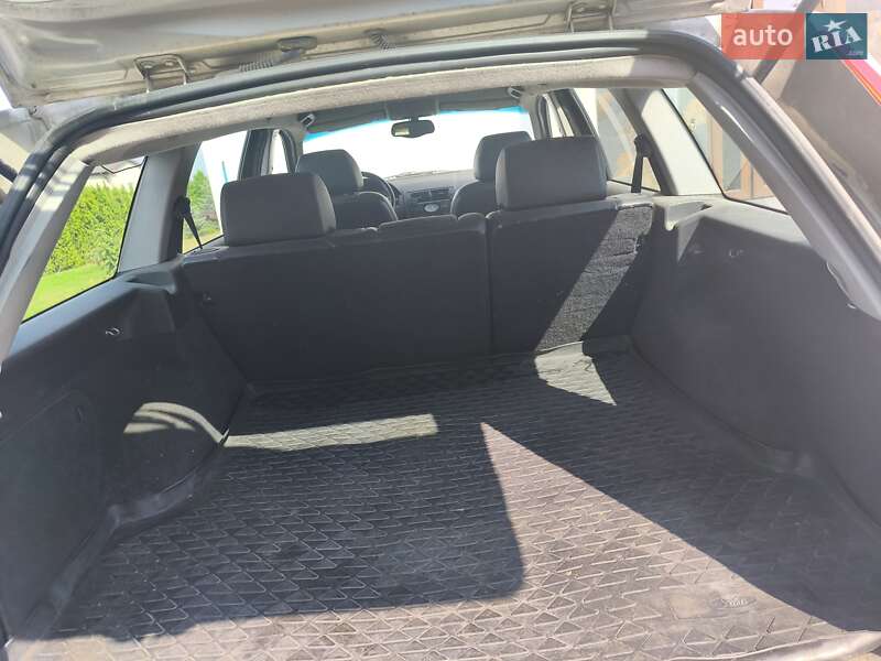 Универсал Ford Mondeo 2001 в Берёзовке