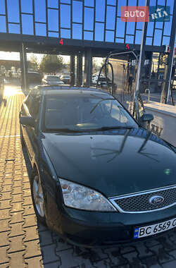 Седан Ford Mondeo 2005 в 