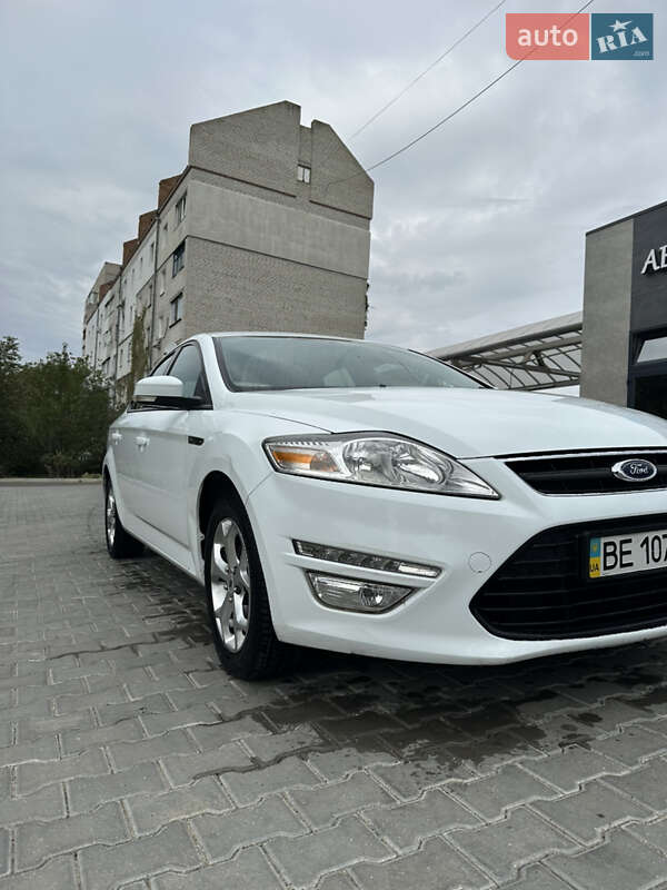 Лифтбек Ford Mondeo 2013 в Николаеве