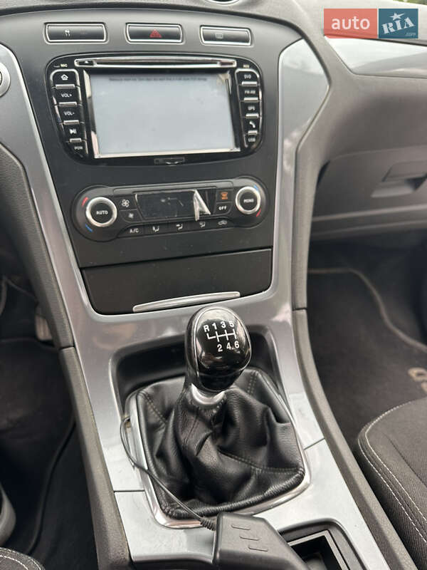 Лифтбек Ford Mondeo 2013 в Николаеве