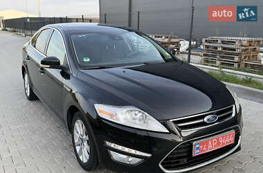 Седан Ford Mondeo 2011 в 