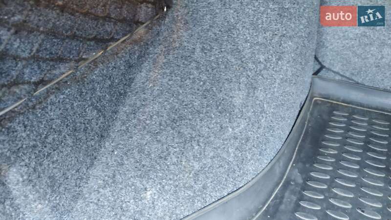 Седан Ford Mondeo 2002 в Чугуеве