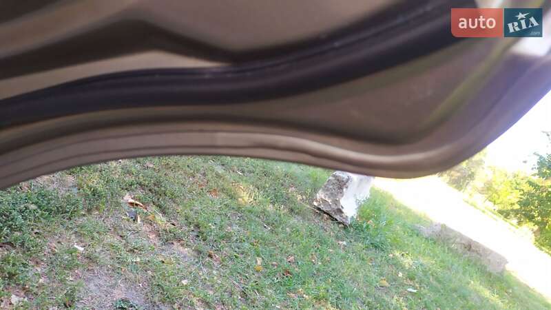 Седан Ford Mondeo 2002 в Чугуеве