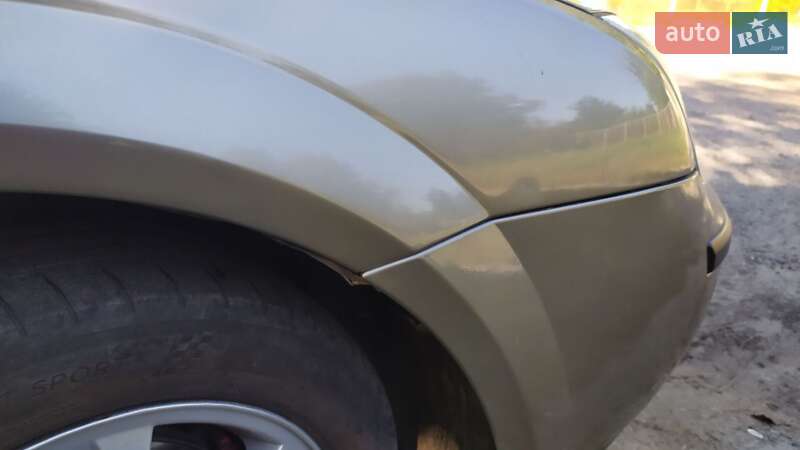 Седан Ford Mondeo 2002 в Чугуеве