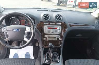 Седан Ford Mondeo 2009 в 