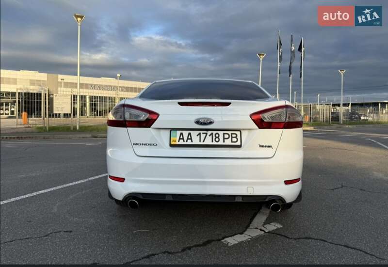 Седан Ford Mondeo 2011 в Житомирі