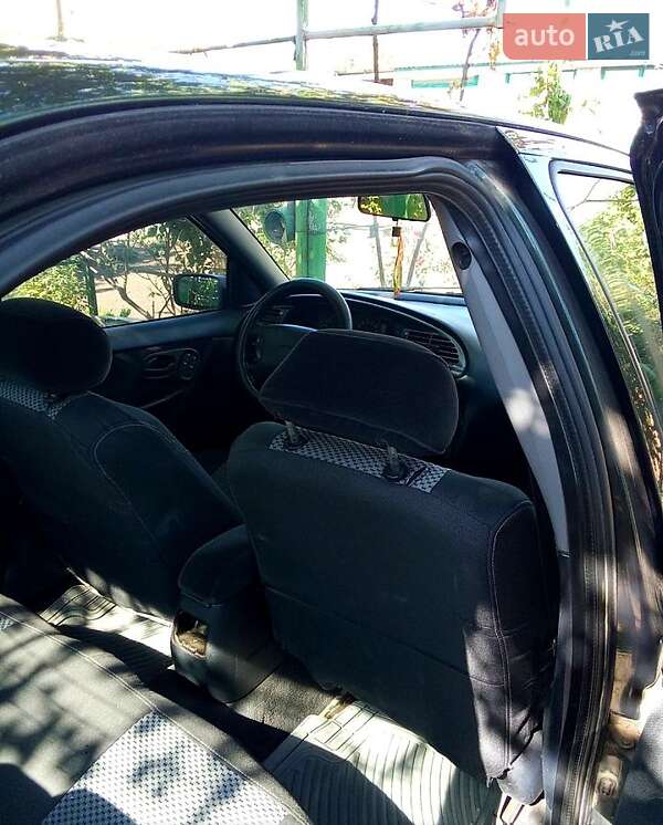 Седан Ford Mondeo 1994 в Роздільній