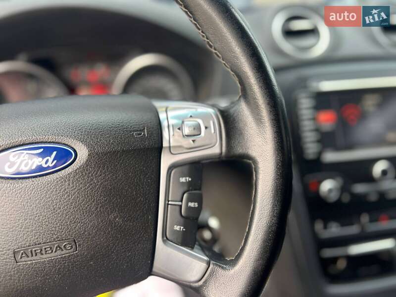 Универсал Ford Mondeo 2012 в Ивано-Франковске