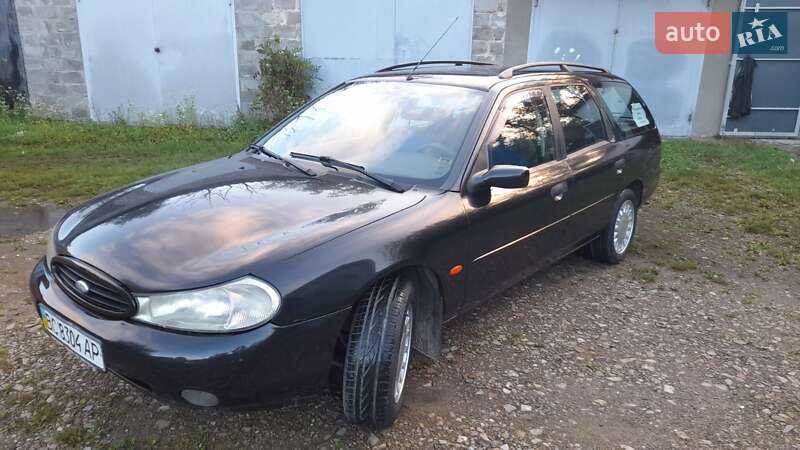 Універсал Ford Mondeo 1999 в Самборі