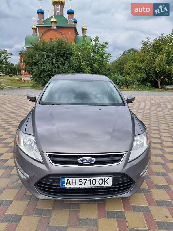 Лифтбек Ford Mondeo 2013 в Гайсине