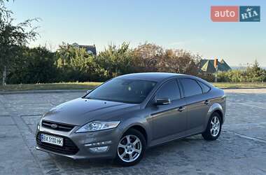 Лифтбек Ford Mondeo 2013 в 