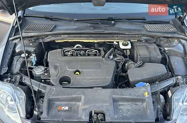 Лифтбек Ford Mondeo 2013 в 