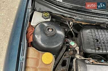 Лифтбек Ford Mondeo 1993 в 