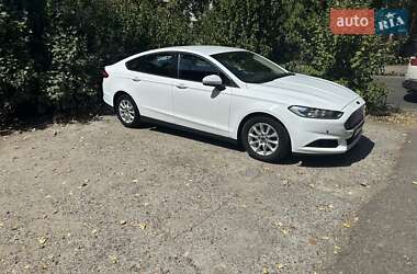 Лифтбек Ford Mondeo 2017 в 