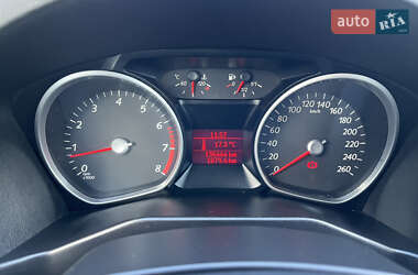 Седан Ford Mondeo 2012 в 