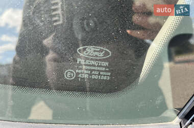 Седан Ford Mondeo 2012 в 