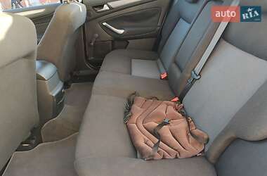 Седан Ford Mondeo 2011 в 