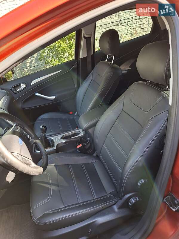 Лифтбек Ford Mondeo 2007 в Кременчуге