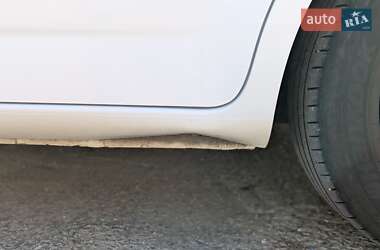 Лифтбек Ford Mondeo 2013 в 