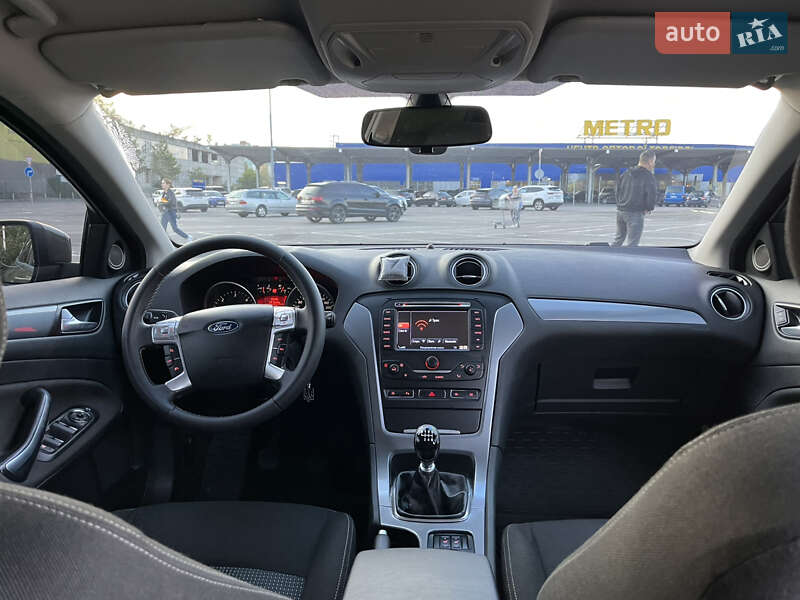 Универсал Ford Mondeo 2012 в Ивано-Франковске
