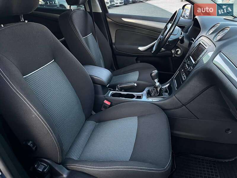 Лифтбек Ford Mondeo 2014 в Львове фото 12 Лифтбек Ford Mondeo 2014 в Львове